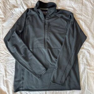 Patagonia Men's Gray R1 1/4 zip